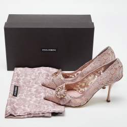 Pre Owned Dolce & Gabbana Lilac Lace Crystal Embellishment Pointed Toe Pumps Size 39