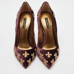 Pre Owned Dolce & Gabbana Burgundy Velvet Embroidered Lily Pointed Toe Pumps Size 39