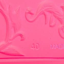 Pre Owned Dolce & Gabbana Pink Rubber Flat Slides Size 40