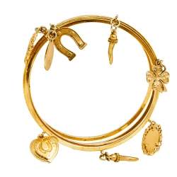 مملوكة مسبقًا سوار دولتشي أند غابانا معدن ذهبي اللون مزين دلايات متعددة