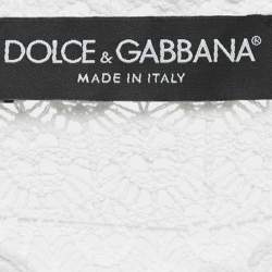 مملوكة مسبقًا توب دولتشي أند غابانا شفاف بدون أكمام بتصميم كروشيه أبيض مقاس صغير (سمول)