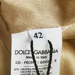 Pre Owned فستان دولتشي أند غابانا كريب طبعة ملكة بني ميدي مقاس متوسط - ميديام