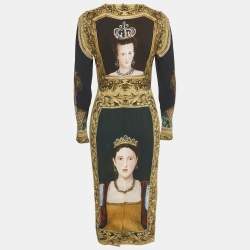 Pre Owned فستان دولتشي أند غابانا كريب طبعة ملكة بني ميدي مقاس متوسط - ميديام