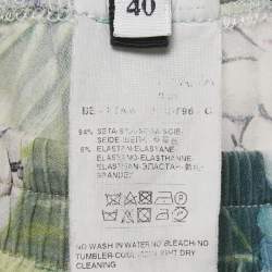 مملوكة مسبقًا Dolce & Gabbana Green Printed Silk Shorts S