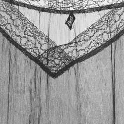 مملوكة مسبقًا توب دي أند جي دانتيل حرير شيفون أسود شفاف صغير