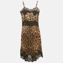 مملوكة مسبقًا فساتين دولتشي أند غابانا بتفاصيل دانتيل من الحرير بنقشة النمر البني مقاس صغير جداً