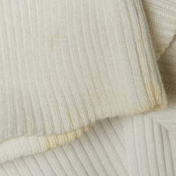 مملوكة مسبقًا كارديجان دولتشي آند غابانا محبوك باللون الأبيض مع أزرار في الأمام مقاس متوسط