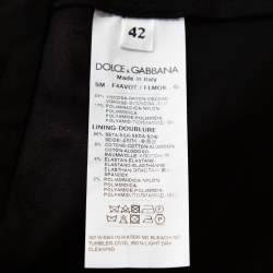 مملوكة مسبقًا تنورة دولتشي آند غابانا ميني دانتيل وردي وأسود مقاس متوسط - ميديوم