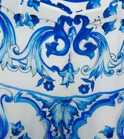 Pre Owned Dolce & Gabbana White & Blue Majolica Printed Silk Tapered Leg Trousers M
