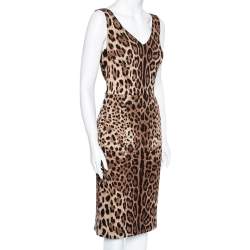 مملوكة مسبقًا فستان دولتشي أند غابانا حرير نقشة الفهد بني بلا أكمام مقاس كبير - لارج