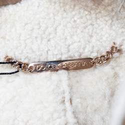 Pre Owned معطف دولتشي أند غابانا سويدي وفرو بني فاتح بصفين أزرار وحزام مقاس متوسط - ميديوم