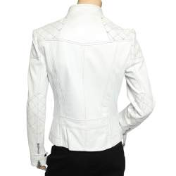 مملوكة مسبقًا جاكيت دولتشي أند غابانا جلد أبيض أكتاف مبطنة بسحاب أمامي مقاس متوسط - ميديوم