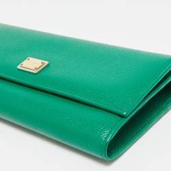 Pre Owned Dolce & Gabbana Green Leather Flap Continental Wallet