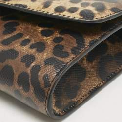 مملوكة مسبقًا Dolce & Gabbana Brown Leopard Print Coated Canvas Dauphine Wallet On Chain
