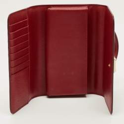 مملوكة مسبقًا محفظة دولتشي أند غابانا مس سيسيلي سلسلة جلد أحمر