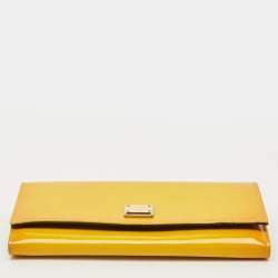 مملوكة مسبقًا Dolce & Gabbana Yellow Patent Leather Flap Continental Wallet