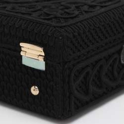 مملوكة مسبقًا حقيبة كلتش دولتشي أند غابانا صندوقية دانتيل أسود