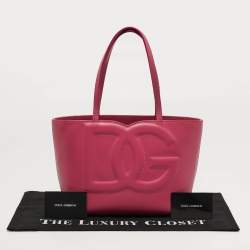 مملوكة مسبقًا Dolce & Gabbana DG Logo Small Fuchsia Leather Shopper Tote