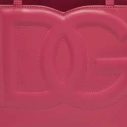 مملوكة مسبقًا Dolce & Gabbana DG Logo Small Fuchsia Leather Shopper Tote