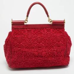 مملوكة مسبقًا حقيبة دولتشي أند غابانا ميس سيسيلي متوسطة حمراء زهرية كروشيه قماش يد علوية