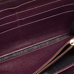 Pre Owned حقيبة كلاتش دولتشي أند غابانا جلد أرجواني سحاب كامل