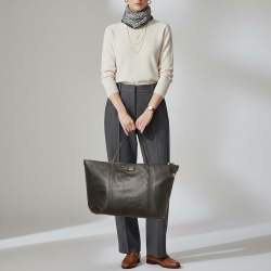 Pre Owned حقيبة يد دولتشي أند غابانا ميس إسكيب بسحاب جلد أسود