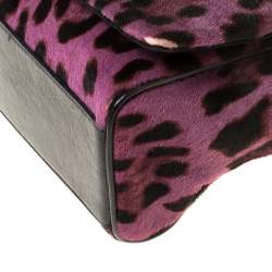 مملوكة مسبقًا  حقيبة كتف دولتشي أند غابانا شعر العجل بنقوش جلد فهد بسلسلة بنفسجية