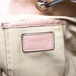 مملوكة مسبقًا حقيبة يد دولتش أند غابانا "ميس بروك" جلد وردي فاتح ميتاليك 