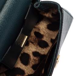 مملوكة مسبقًا حقيبة دولتشي أند غابانا "ميس سيسيلي" ميني جلد أزرق مخضر داكن