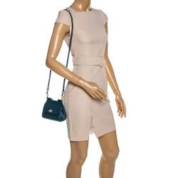 مملوكة مسبقًا حقيبة دولتشي أند غابانا "ميس سيسيلي" ميني جلد أزرق مخضر داكن