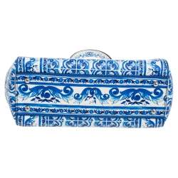 مملوكة مسبقًا حقيبة دولتشي أند غابانا ميس سيسيلي جلد أزرق طباعة مايوليكا متوسطة
