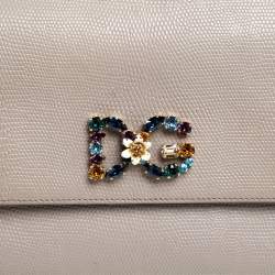 مملوكة مسبقًا حقيبة دولتشي أند غابانا ميس سيسيلي جلد نقشة السحلية بيج داكن متوسطة شعار كريستال يد علوية