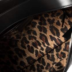 Pre Owned حقيبة هوبو دولتشي أند غابانا جلد و جلد لامع مطبوع شعار الماركة أسود