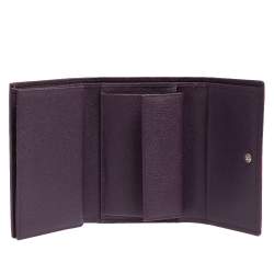 مملوكة مسبقًا محفظة دولتشى أند غابانا طية ثلاثية جلد نقش سحلية وردية