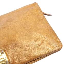 Pre Owned حقيبة كلتش دولتشي أند غابانا جلد ذهبي ثنائية الطي