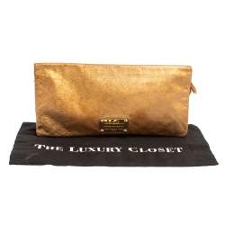Pre Owned حقيبة كلتش دولتشي أند غابانا جلد ذهبي ثنائية الطي