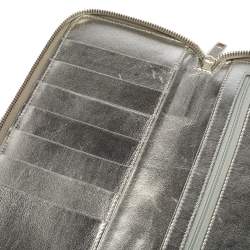 Pre Owned Dolce & Gabbana Silver Python Embossed Leather Zip Around Wallet