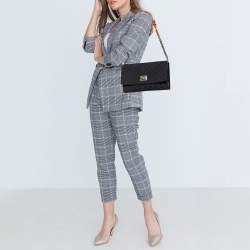 مملوكة مسبقًا حقيبة كتف دولتشي أند غابانا ميس تشارليز قماش أسود مغزول