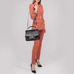 مملوكة مسبقًا حقيبة دولتشي أند غابانا جلد أسود بقفل ويد علوية 