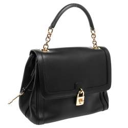 مملوكة مسبقًا حقيبة دولتشي أند غابانا جلد أسود بقفل ويد علوية 