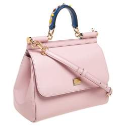 مملوكة مسبقًا حقيبة دولتشي أند غابانا ميس سيسيلي جلد وردي مرصعة بيد علوية