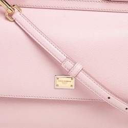 مملوكة مسبقًا حقيبة دولتشي أند غابانا ميس سيسيلي جلد وردي مرصعة بيد علوية