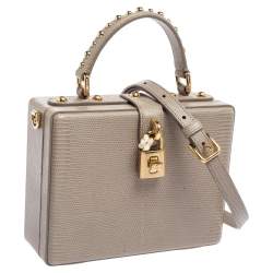 مملوكة مسبقًا حقيبة دولتشى أند غابانا يد علوية صندوق روساريا جلد نقش سحلية رمادي 