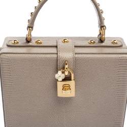 مملوكة مسبقًا حقيبة دولتشى أند غابانا يد علوية صندوق روساريا جلد نقش سحلية رمادي 