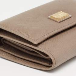 Pre Owned Dolce & Gabbana Taupe Leather Trifold Wallet
