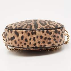 مملوكة مسبقًا حقيبة كروس دولتشي أند غابانا غلم كانفاس مقوى نقشة فهد بيج / بني مستديرة