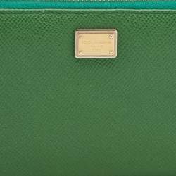 Pre Owned Dolce & Gabbana Green Leather Continental Zip Around Wallet