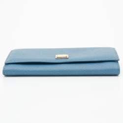 Pre Owned Dolce & Gabbana Blue Leather Dauphine Flap Continental Wallet