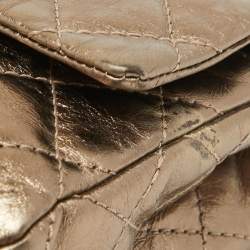 Pre Owned Chanel Metallic Quilted Aged Calf Leather 226 Reissue 2.55 Flap Bag