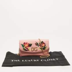 Pre Owned Dolce & Gabbana Pink Floral Print Leather DG Logo Chain Clutch